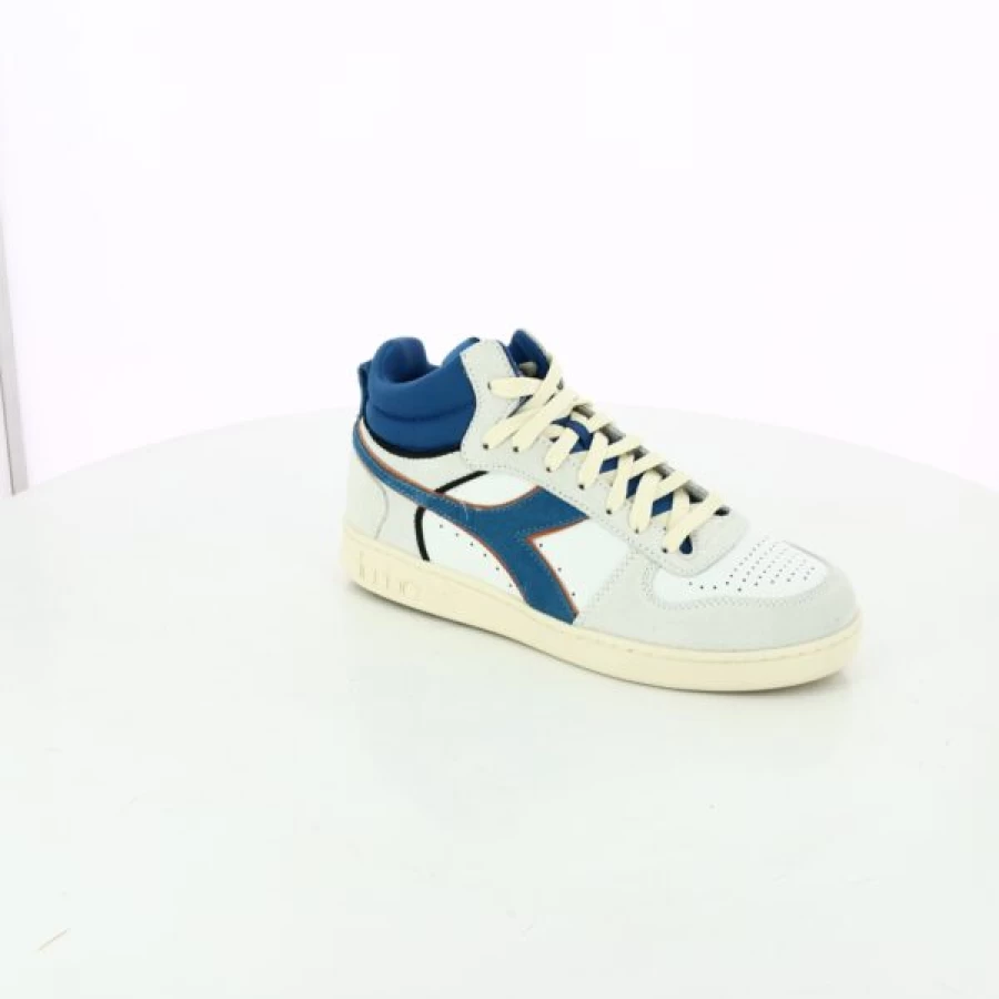 Kevin White Sneakers - Classic Casual Baskets for Men & Women