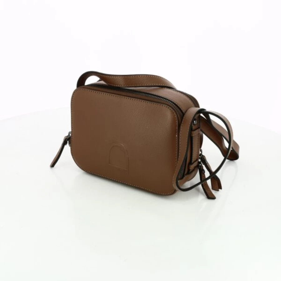 Kevin Leather Handbags for Women - Etrier Style Cognac Brown Crossbody Bag