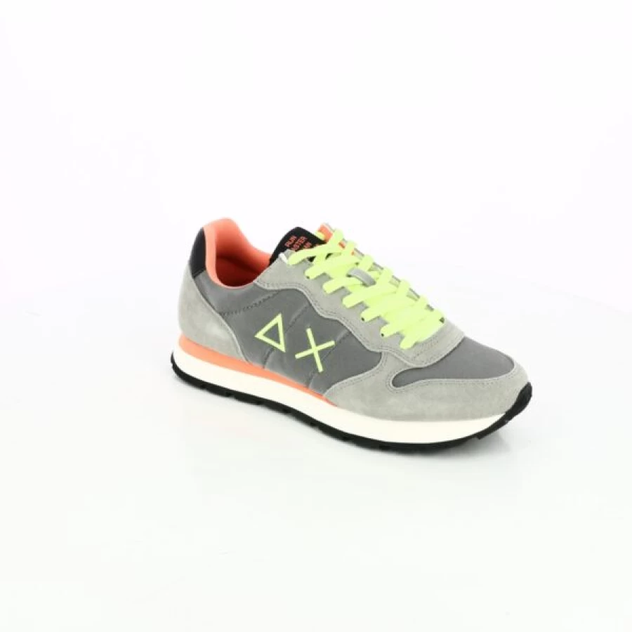 Kevin 68 Sneakers - Gray Casual Shoes for Men | Lightweight & Comfortable