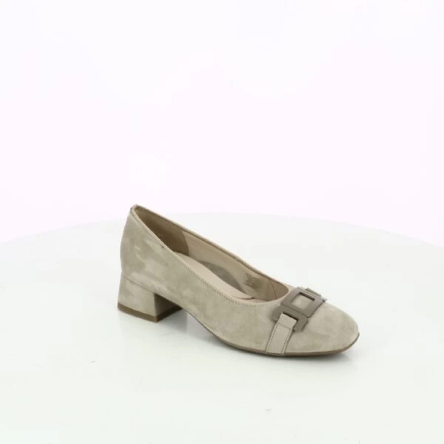 Kevin Women's Beige Pumps - Classic Comfortable Heels for Elegant Style