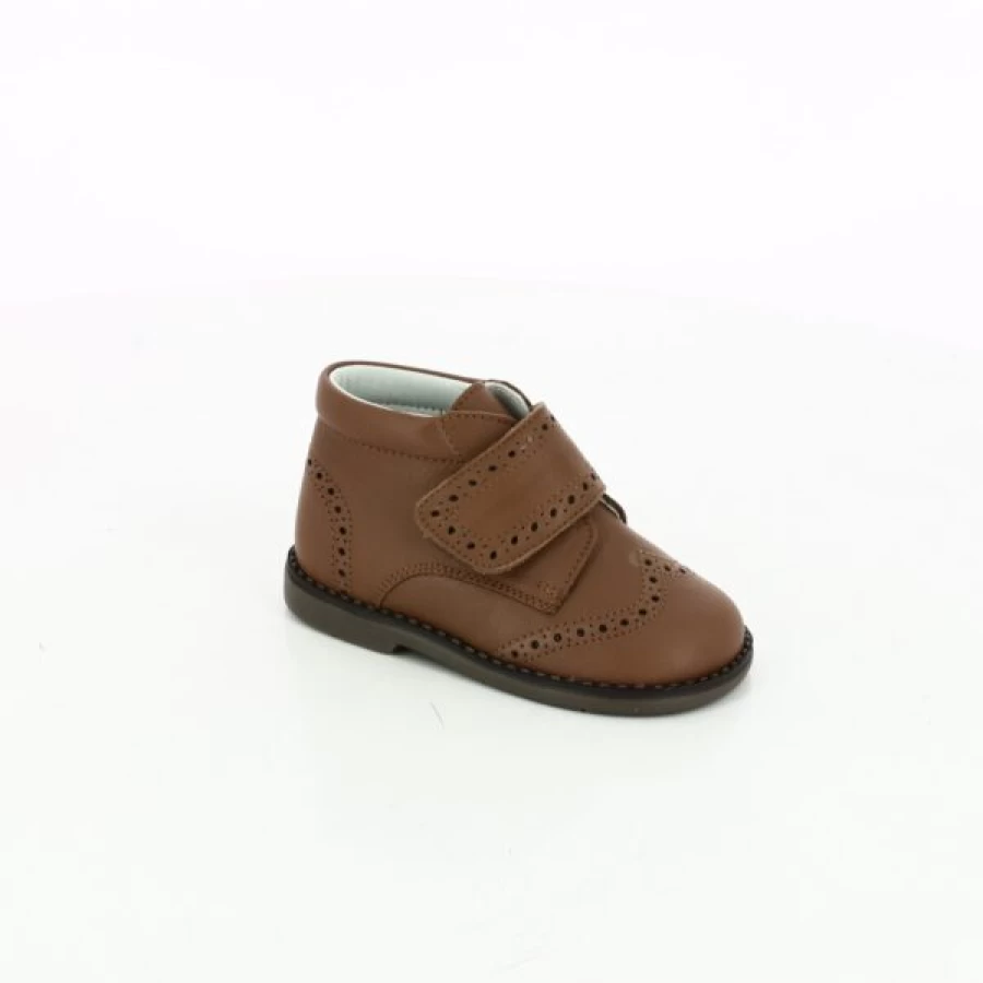 Kevin Cognac Velcro Sneakers for Men - Comfortable Slip-On Shoes with Hook & Loop Closure