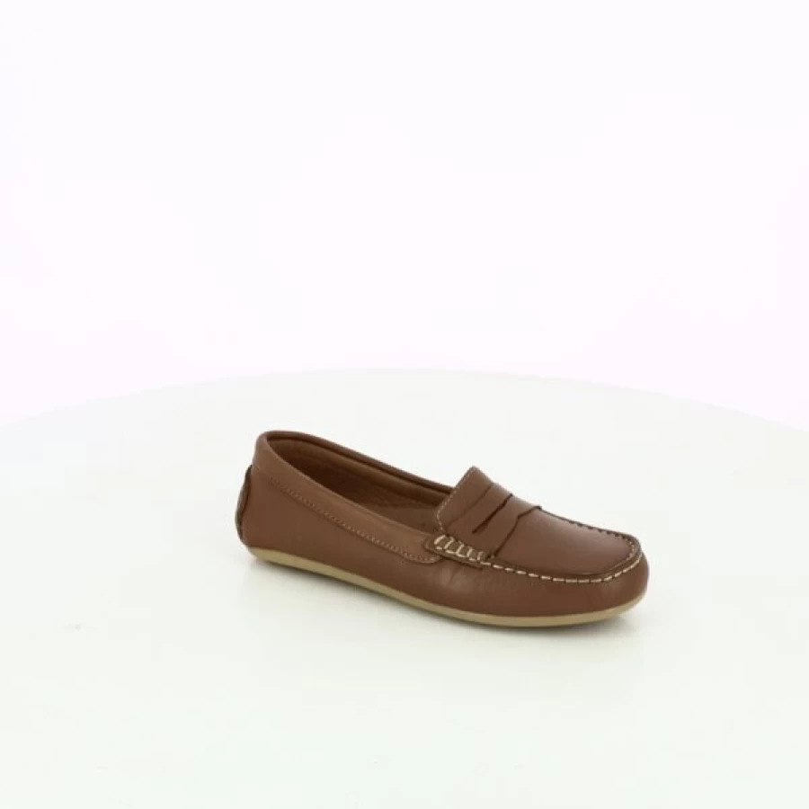 Kevin Cognac Leather Loafers - Classic Moccasin Style Slip-On Shoes for Men