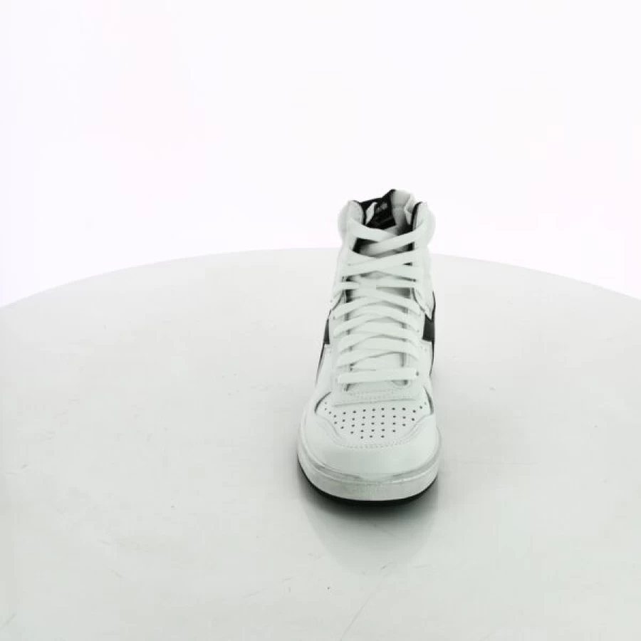 Kevin White Sneakers - Classic Casual Baskets for Men & Women