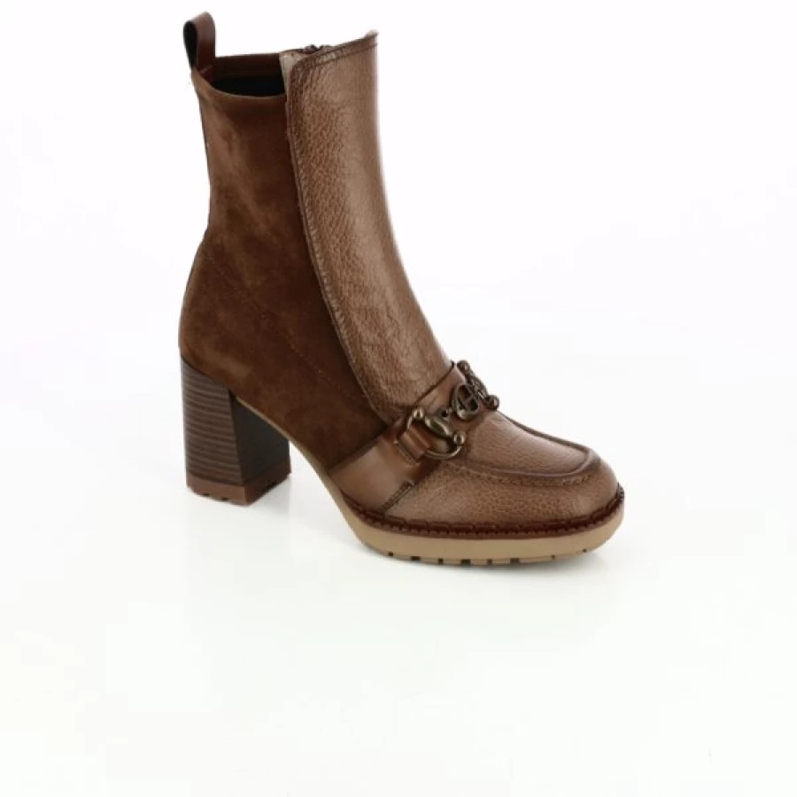 Kevin Cognac Ankle Boots for Women - Stylish Leather Mid Heel Booties