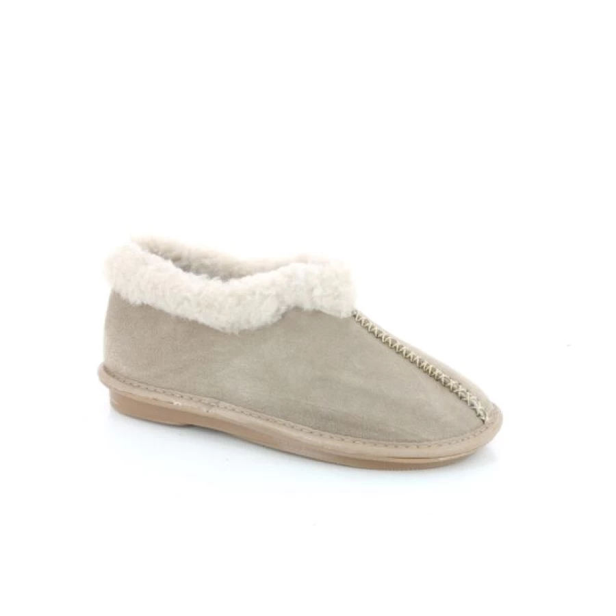 "Kevin Comfortable Beige Cypress Slippers for Men and Women – Soft Indoor Outdoor House Shoes"