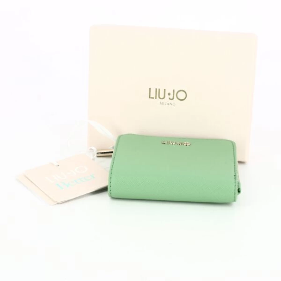 Kevin Green Leather Wallets for Men & Women | Stylish & Durable Designer Wallets