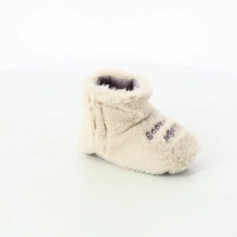 Kevin Women's Pink Comfortable Slippers - Ysabel Mora Style Soft Indoor Slides