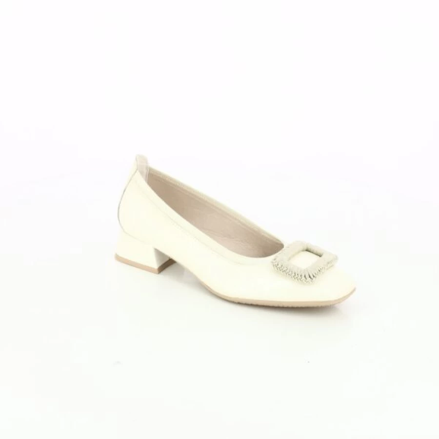 Kevin Women's Beige Ballerina Flats - Comfortable Leather Ballet Shoes for Casual Wear