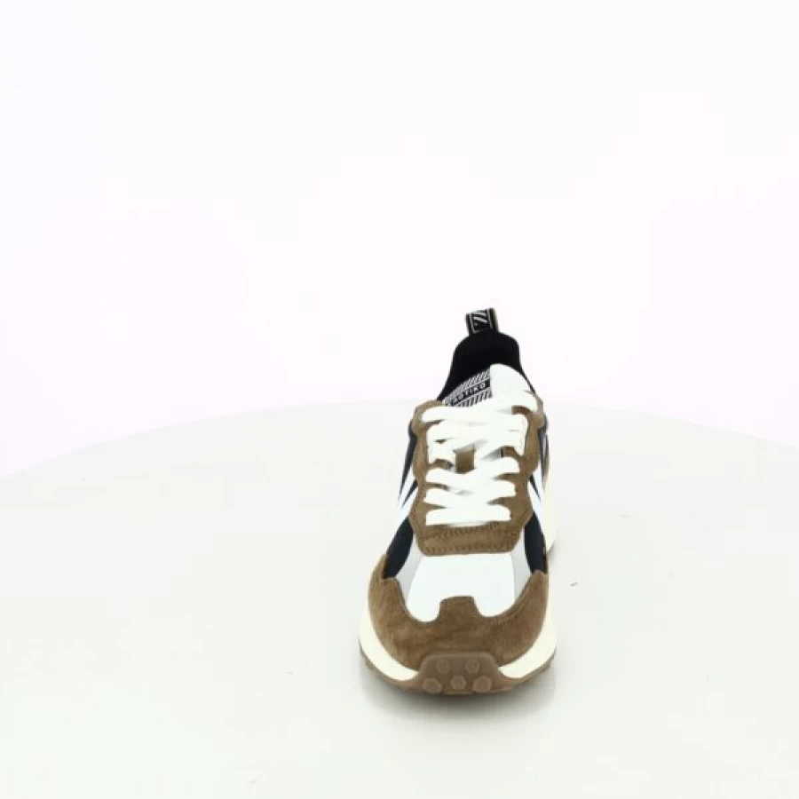 Kevin Cognac Leather Sneakers - Classic Casual Shoes for Men & Women