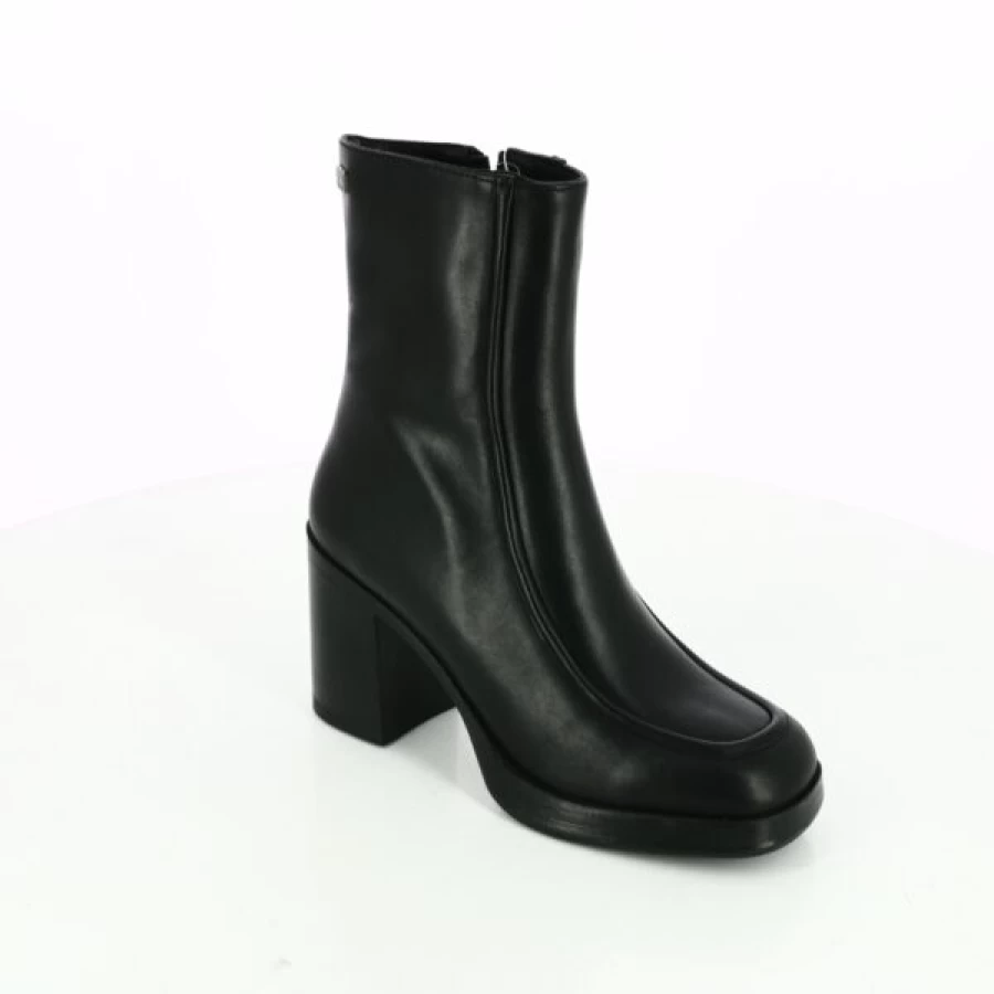Kevin Black Ankle Boots for Men - Stylish & Comfortable River Woods Design