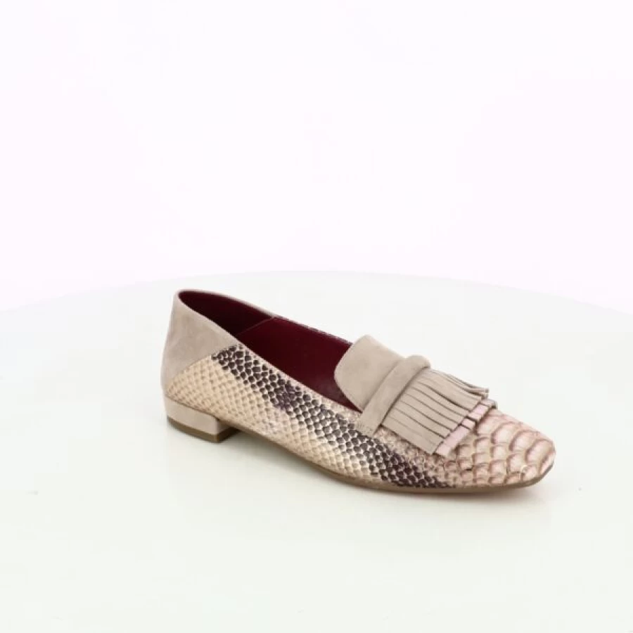 Kevin Pink Loafers - Classic Moccasin Style for Men & Women