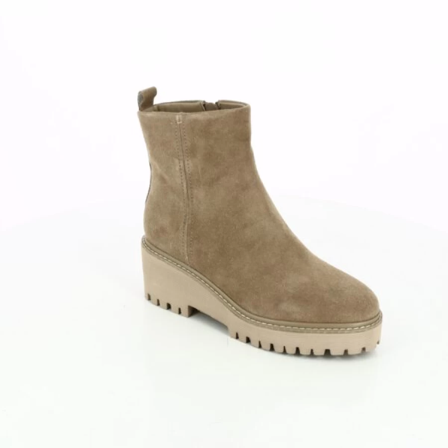 Kevin Lauro Ankle Boots in Cognac - Premium Leather Women's Boots for Fashion & Comfort
