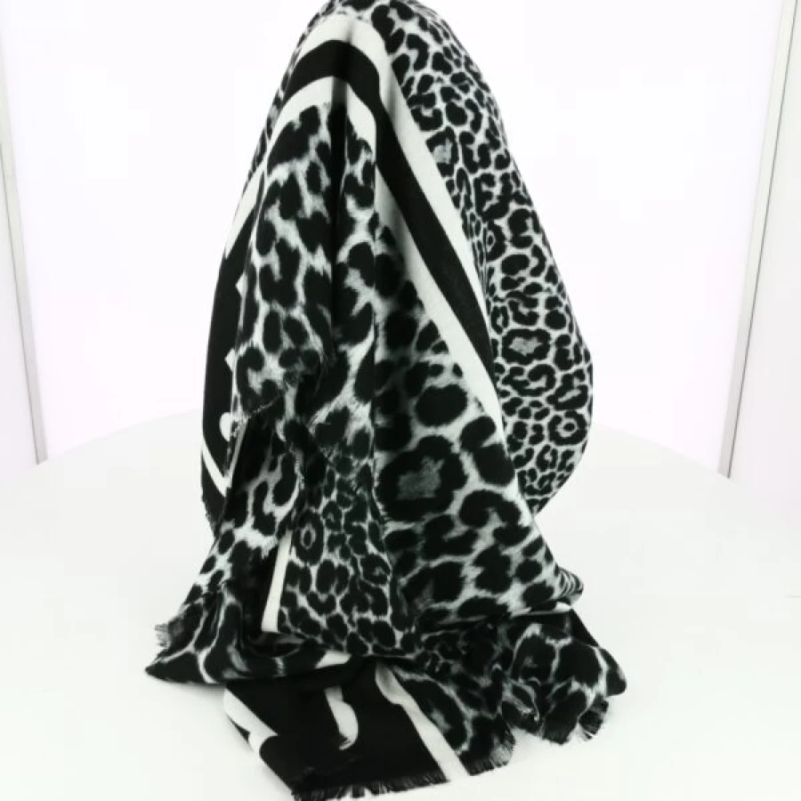 Kevin Black Scarf - Premium Luxury Fashion Accessory for Men & Women