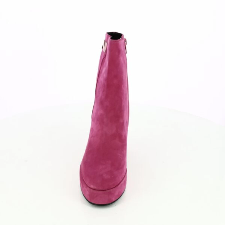 Kevin Fuchsia Ankle Boots - Stylish Women's Fashion Boots for Comfort & Trend