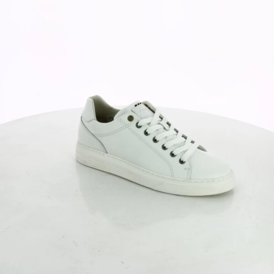 Kevin White Sneakers for Men - Classic Casual Bullboxer Style Basketball Shoes