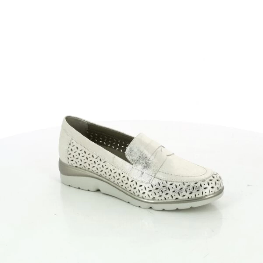 Kevin Gold Loafers for Men - Classic Moccasin Style Pitillos Slip-On Shoes
